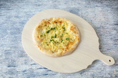 Garlic Pizza Bread Fresh Garlic Puree And Fresh Parsley