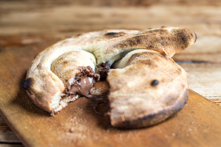Nutella And Coconut Pizza Ring Individual