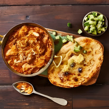 Butter Chicken (Half Boneless) With 4 Butter Naan