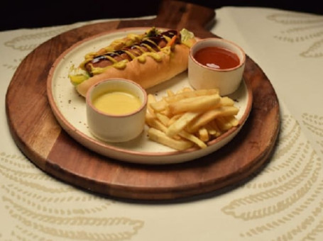 Hot Dog With Fries And Salad (Double)