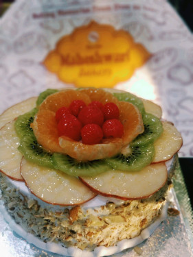 Fruit Fanatasy Eggless Cake (1 Pound)