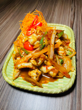 Stir Fried Squid With Homemade Spicy Sambal Sauce (Medium Hot