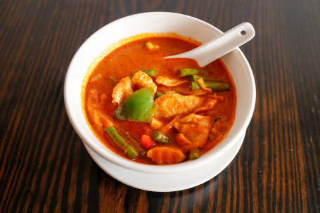 Gaengdaeng (Red Curry) (Slightly Hot