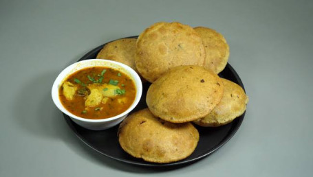 Aloo Sabji 300Ml With Puri 6 Pcs