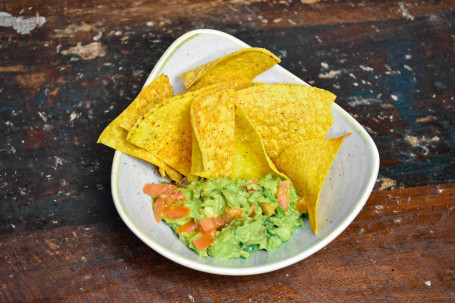 Homemade Guacamole With Tortilla Chips