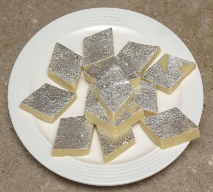 Kaju Burfi (500 Gms)1