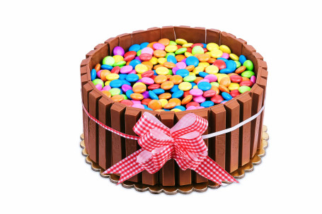 Kit Kat Jems Chocolate Cake