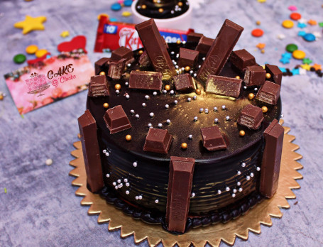 Eggless Kit Kat Cake [500 Grams]