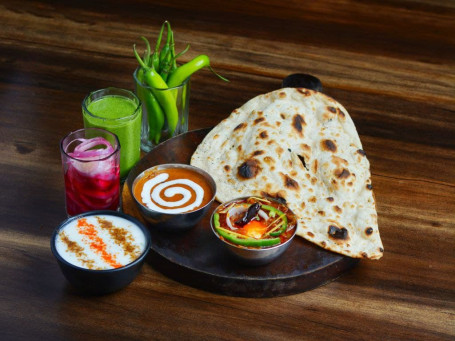 Kadhai Thali [Kadhai Paneer Dal Makhani Breads]