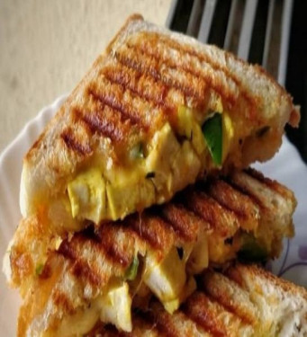 Wow Paneer Tandoori Sandwich