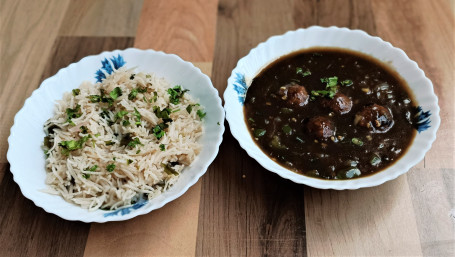 Guru Garlic Baked Manchurian With Fried Rice