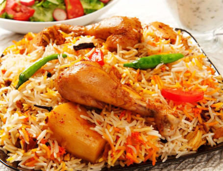 Laziz Murgh Hyderabadi Biryani