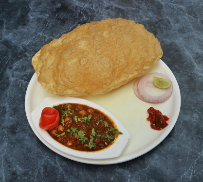 Chana Dal Puri [5 Pcs]+Aloo Curry
