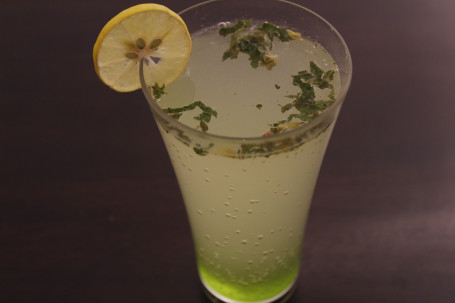 Pudina Lemonade With Pudina Crush (350 Ml)