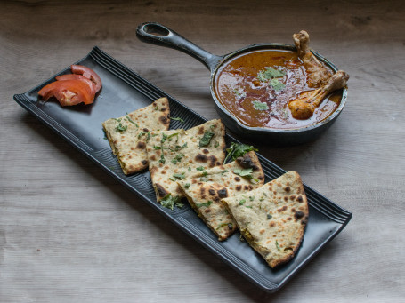 Special Mutton Keema Naan (1 Pc) (With Meat Gravy)