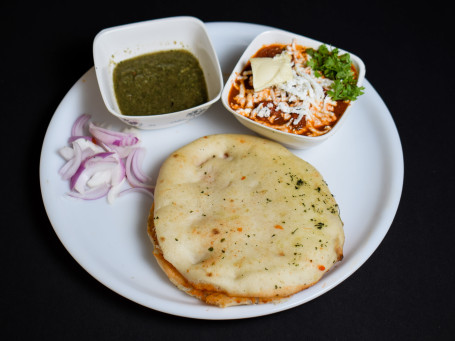 Palak Nutri Kulcha (2 Pcs)