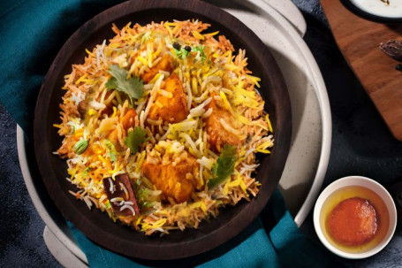 Paneer Biryani (Half Kg) Raita