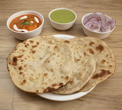 Kadhai Paneer Served With 3 Butter Roti