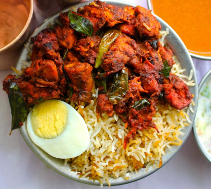 Chilli Chicken Biryani (1200 Ml)