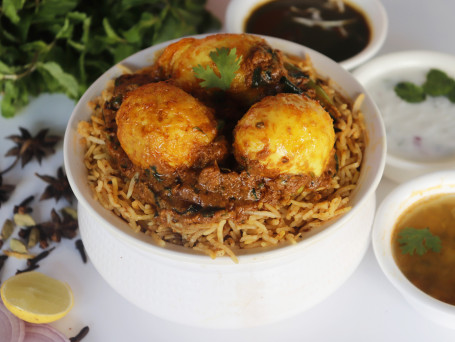 Egg Biryani With Chicken Rice)