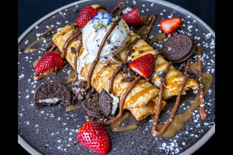 COOKIES AND CREAM NUTELLA CREPES