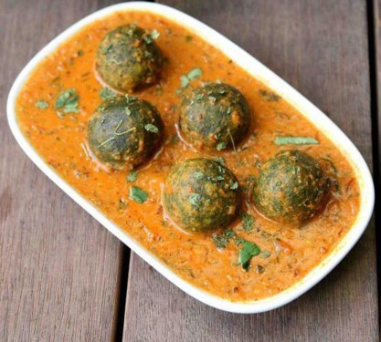 Spinach Cheese Corn Kofta (Medium Spicy)