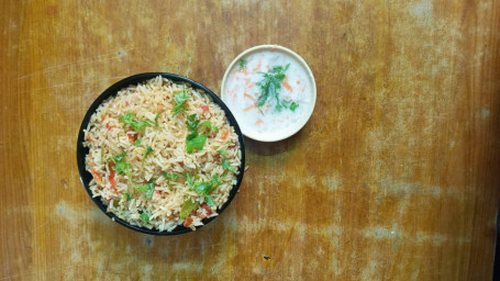 Tomato Rice Bowl 750Ml With Raita