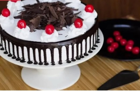 Special Black Forest Cake 1Kg