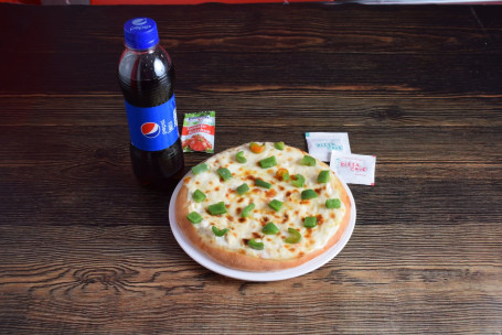 7 Capsicum Pizza Coke (250 Ml)