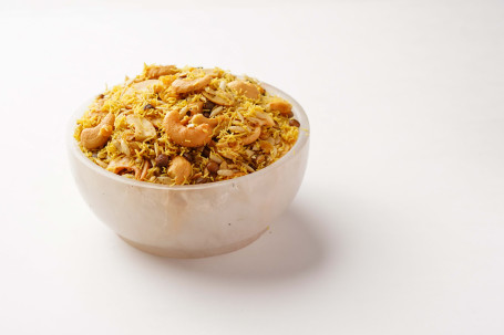 Desi Ghee Kaju Dalmoth (250 Gms)