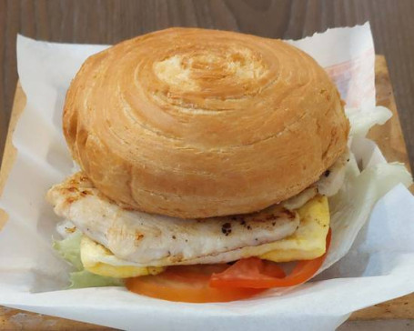 Fēi Lì Jī Pái Dàn Qiān Céng Bǎo Filet Chicken Chop Burger