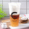 Trinken Sie schwarzen Tee und genießen Sie schwarzen Tee-Latte mit Tapioka