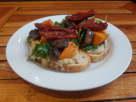 Open Sandwich With Oven Roasted Vegetables