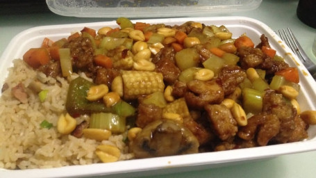 L22. Kung Pao Chicken Lunch Plate
