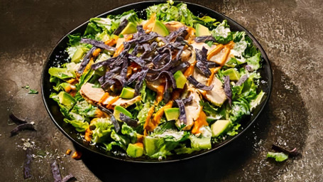 Neuer Southwest Caesar Salad Mit Hühnchen
