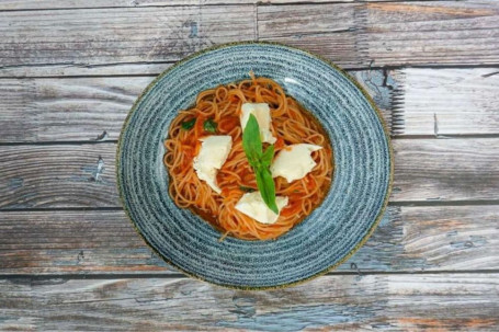 Klassische Spaghetti Pomodoro