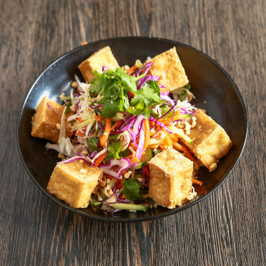 Vegan Salad With Crispy Tofu