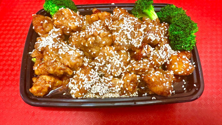 S30. Sesame Chicken Zhī Má Jī