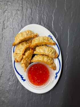 Chicken And Vegetable Gyoza With Sweet Chilli Dip