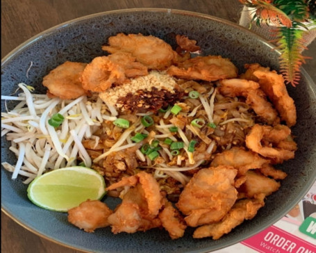 Knuspriges Chicken Pad Thai