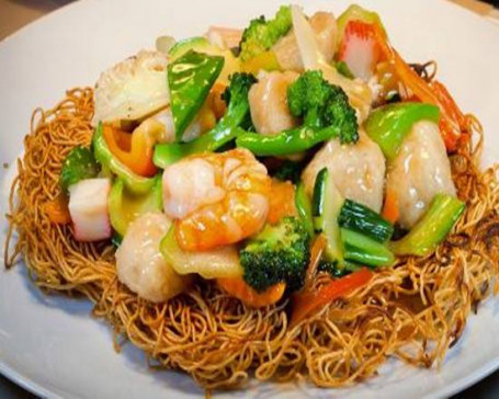 Mixed Seafood Chow Mein Hǎi Xiān Zá Jǐn Chǎo Miàn