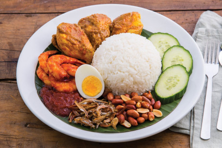 Pappa Special Nasi Lemak With Curry Chicken And Sambal Prawns