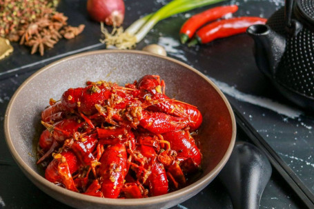 Crayfish With Spicy Sauce