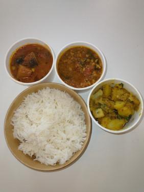 Three Vegetarian Curries With Rice