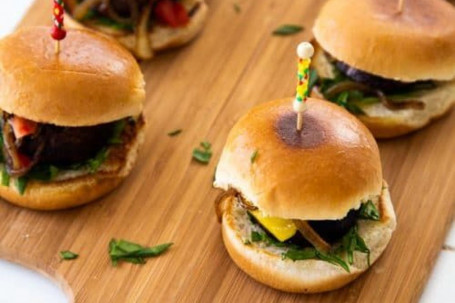 Mini Beef Chicken Sliders