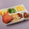 hóng zāo tuǐ pái jī sī shuāng bǎo biàn dāng jí ān xīn yā dàn Chicken Thigh on Red Yeast Rice and Shredded Chicken Bento with Duck Egg