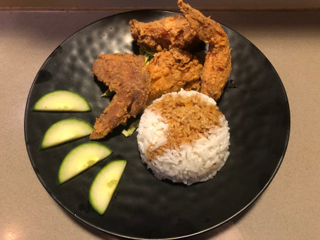 Fried Chicken Wings With Steamed Rice