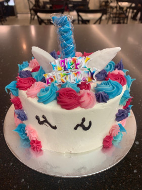 Small Unicorn Cake