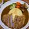sī cháng kā lī zhà zhū pái fàn Rice with Deep-Fried Pork Chop and Signature Curry
