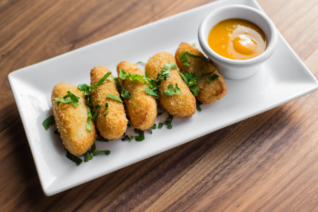 Breaded Halloumi Cheese Sticks